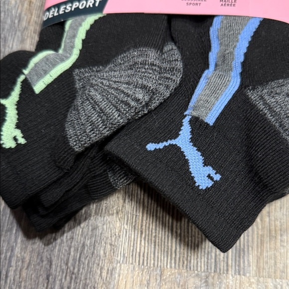 6 pairs Puma girls Athletic Socks - Black with Green and Blue Stripes - Picture 4 of 6
